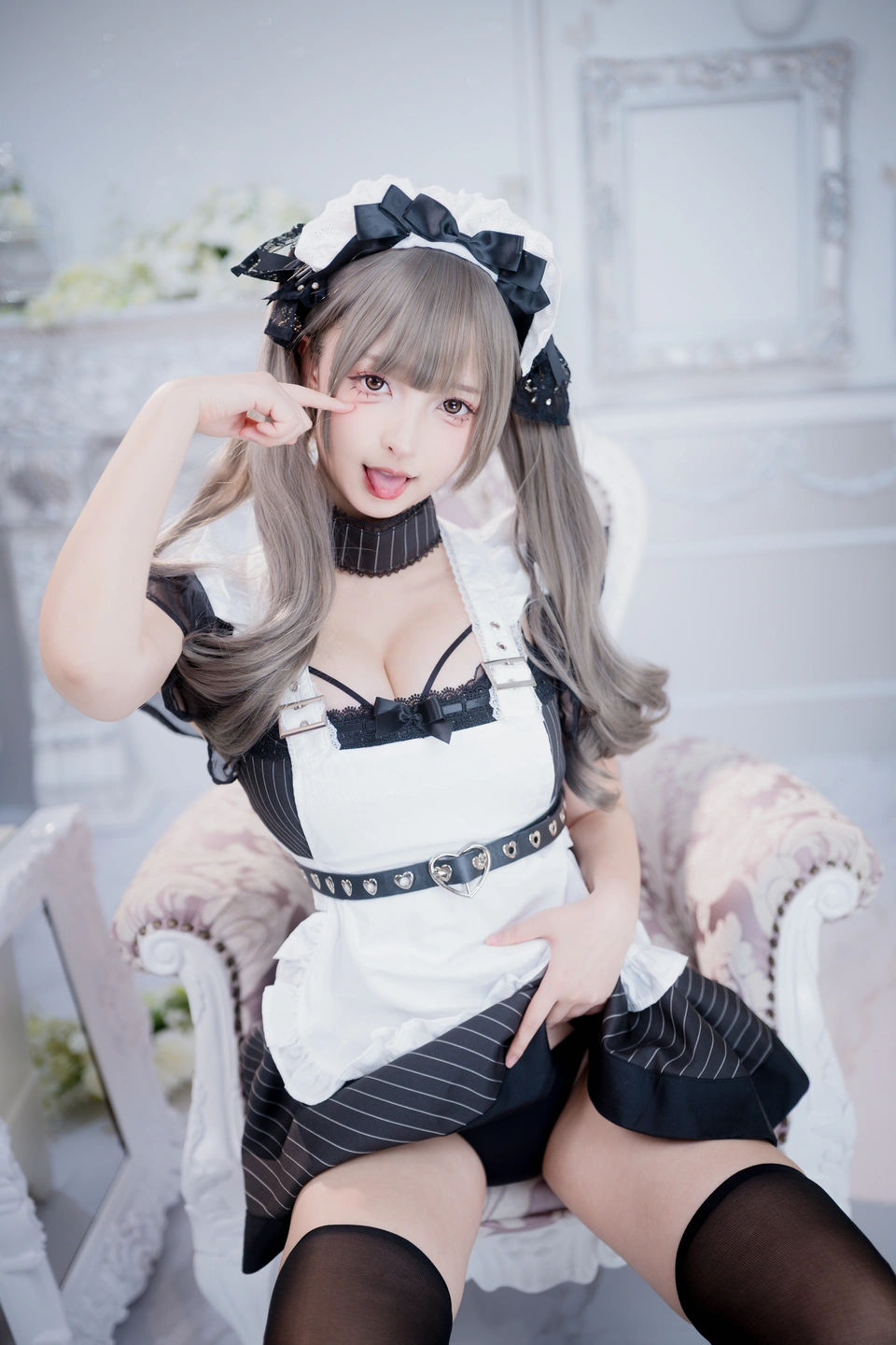 Shinra Kagura - Delusion Maid [75P, (75 photos) - Shen Le Ban Zhen Dong (神楽坂真冬) - Photo 49 of 75