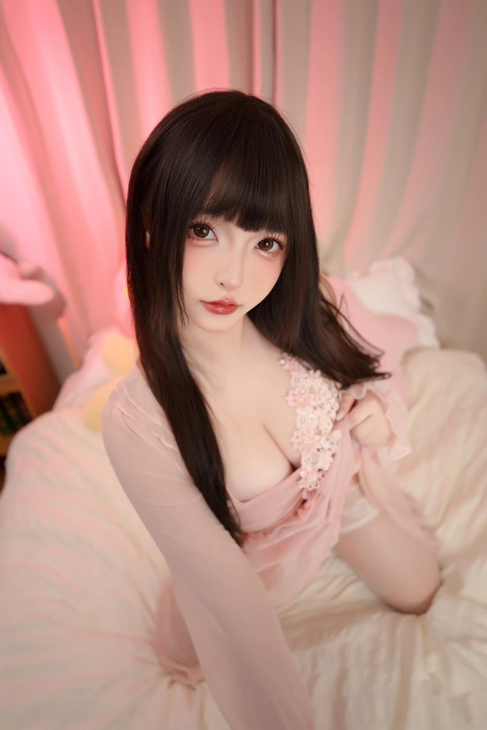 Shinobu Kagurazaka - High Heel Robe [75P, (75 photos) - Shen Le Ban Zhen Dong (神楽坂真冬) - Photo 54 of 75