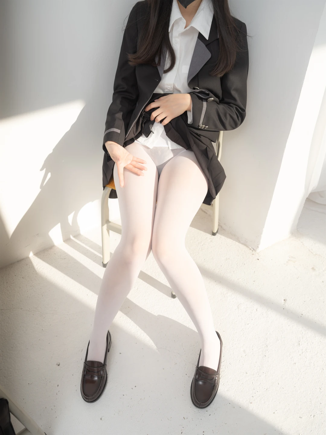Emergency Project Internal Custom Seele W Staff [91P-192.4M] (91 photos) - Photo 2 of 91