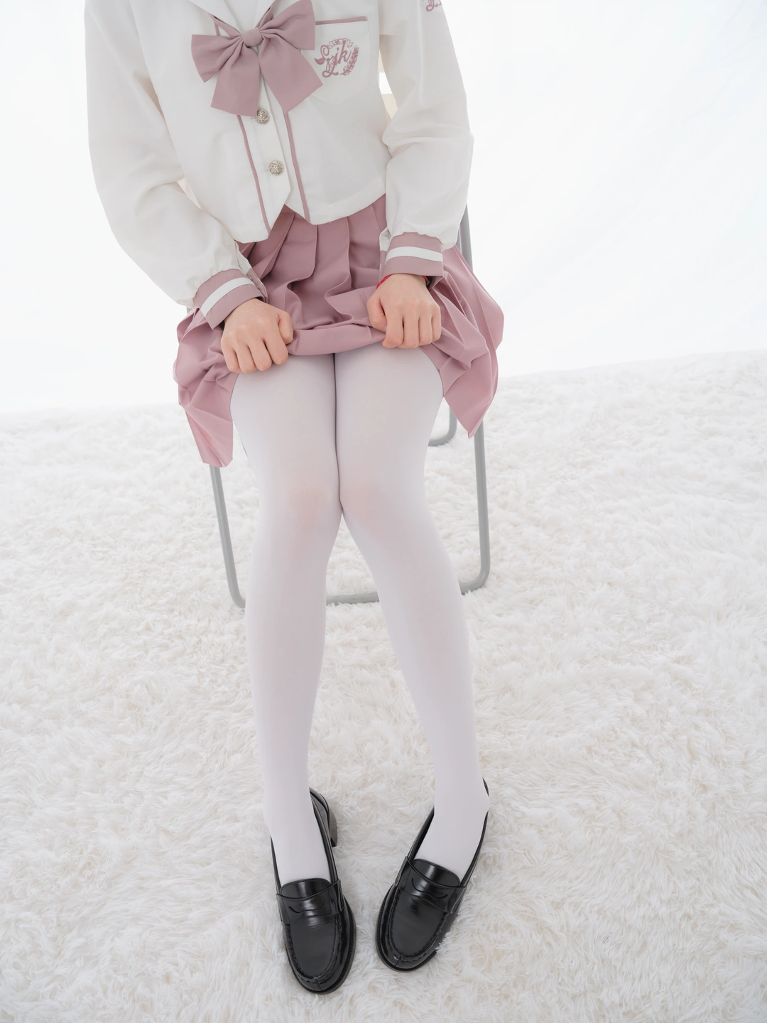 Emergency Project Internal Custom 006 White Stockings JK (84 photos) - Photo 1 of 84
