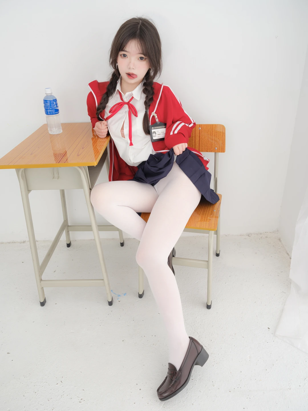 Special Plan Internal VIP Milk Tea White Stockings School Uniform [60P1V+2.95G] (60 photos) - Photo 26 of 60