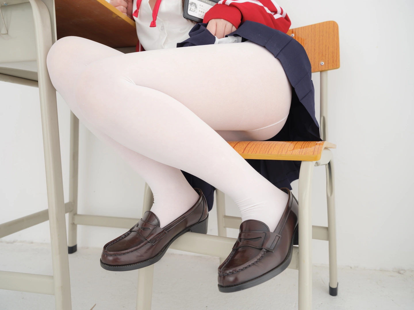 Special Plan Internal VIP Milk Tea White Stockings School Uniform [60P1V+2.95G] (60 photos) - Photo 28 of 60