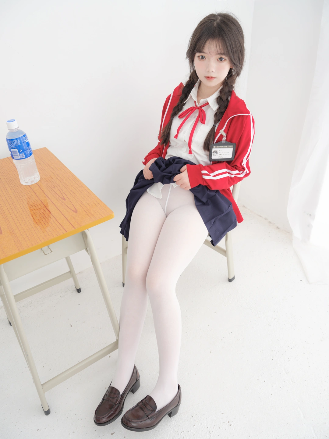Special Plan Internal VIP Milk Tea White Stockings School Uniform [60P1V+2.95G] (60 photos) - Photo 45 of 60
