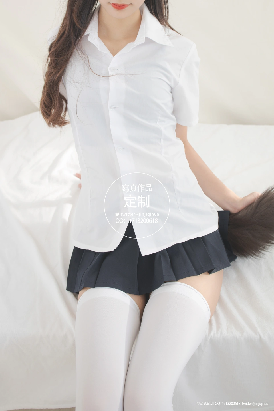 Emergency Project No.005 - Meow Meowzi [68P1V490M] (68 photos) - Photo 1 of 68