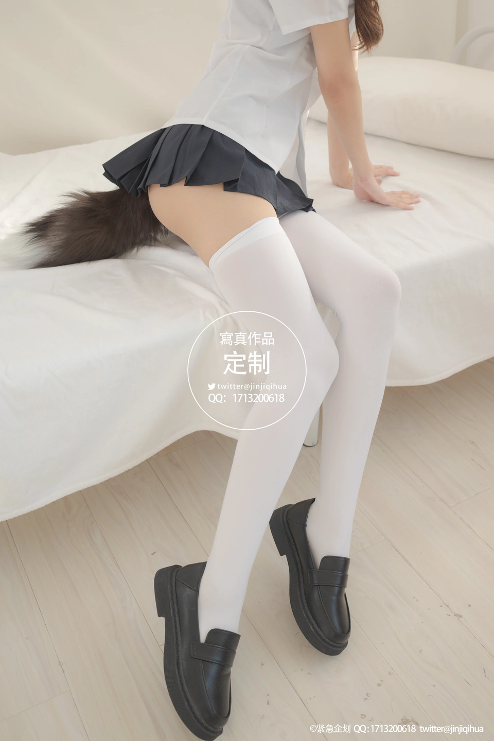 Emergency Project No.005 - Meow Meowzi [68P1V490M] (68 photos) - Photo 3 of 68