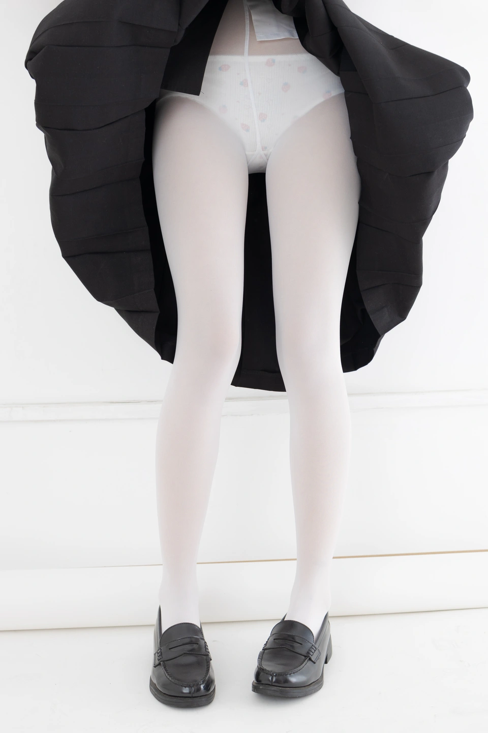 Emergency Project No.011 - Miao Miao Zi (108 photos) - Photo 13 of 108