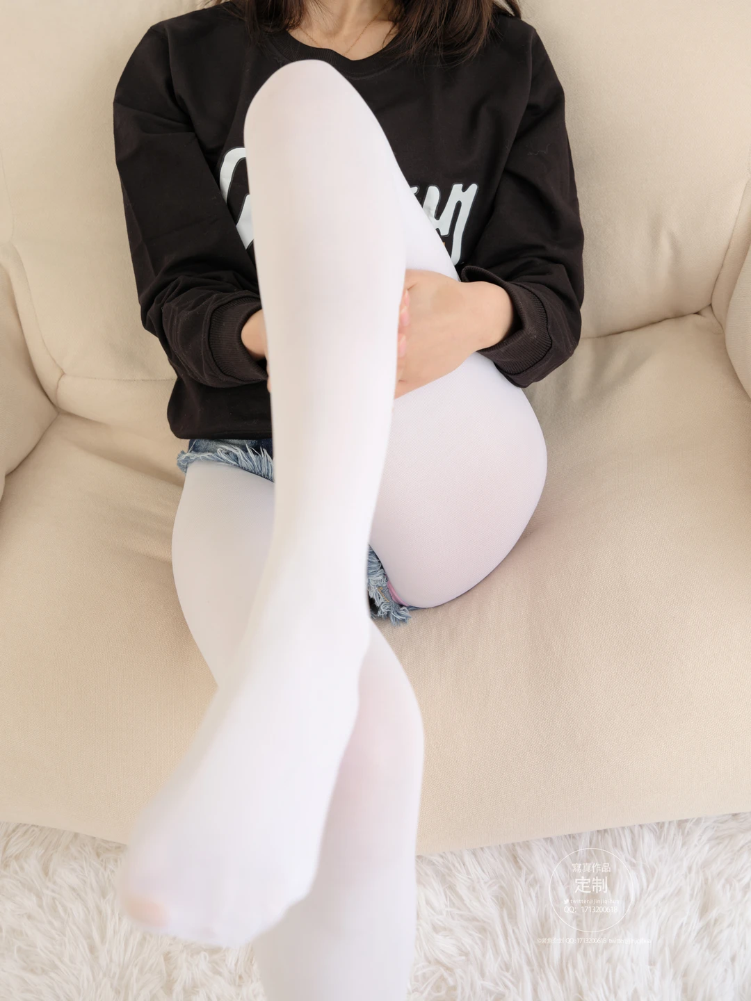 Emergency Project No.034 EX-001 Jinx W White Stockings Cowgirl Shorts (79 photos) - Photo 47 of 79