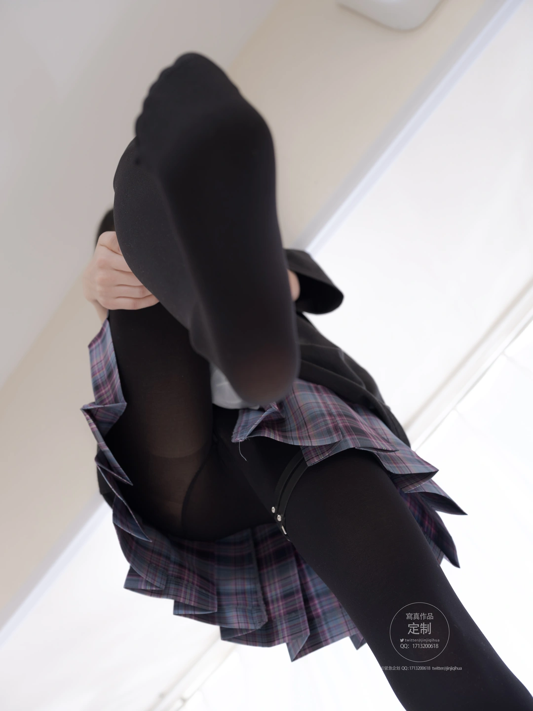 Emergency Project Y-001 JK Black Stockings [97P+1V/ (97 photos) - Photo 75 of 97