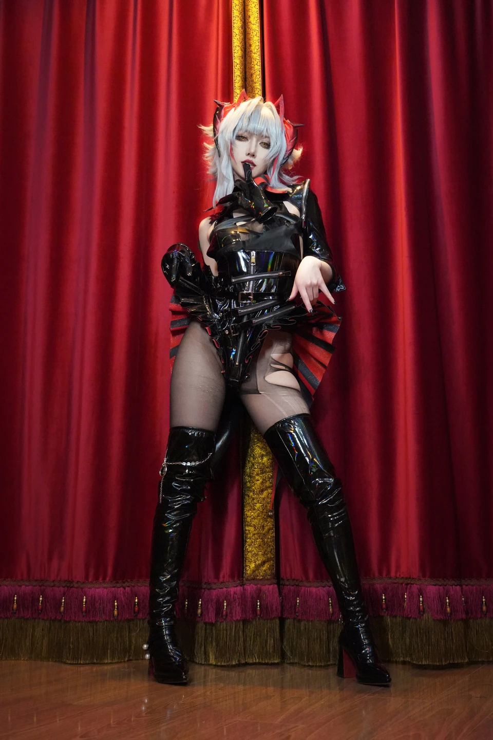 Meat Grinder - No.003 2024.09 W Fools' Night Letter W (Arknights Ambience) (61 photos) - Jiao Rou Ji (绞肉姬) - Photo 4 of 61