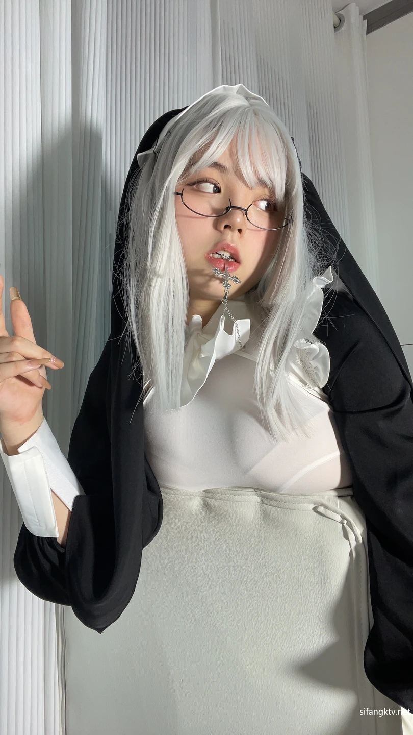 Cong You Bing Er - No.14 Nun (51 photos) - Cong You Bing Er (葱油饼er) - Photo 5 of 51