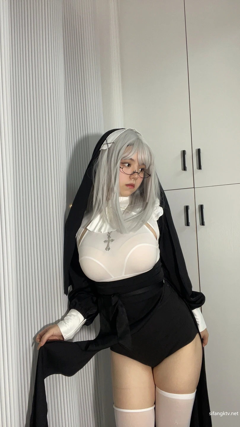 Cong You Bing Er - No.14 Nun (51 photos) - Cong You Bing Er (葱油饼er) - Photo 11 of 51