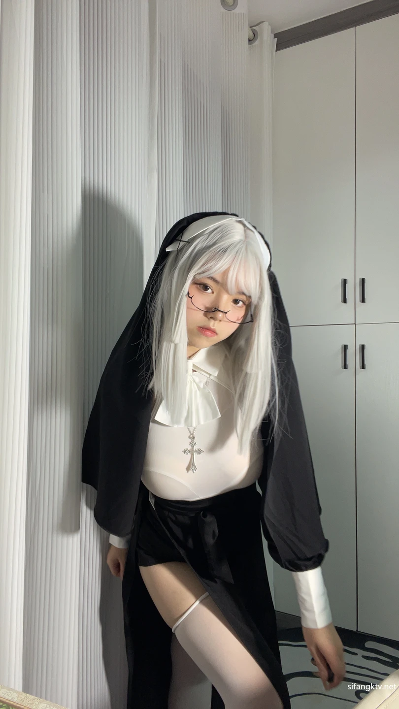 Cong You Bing Er - No.14 Nun (51 photos) - Cong You Bing Er (葱油饼er) - Photo 25 of 51