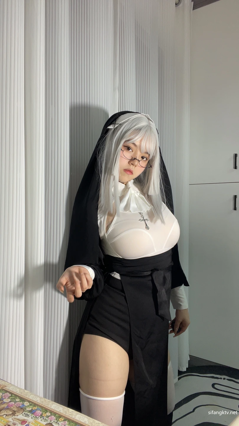 Cong You Bing Er - No.14 Nun (51 photos) - Cong You Bing Er (葱油饼er) - Photo 31 of 51
