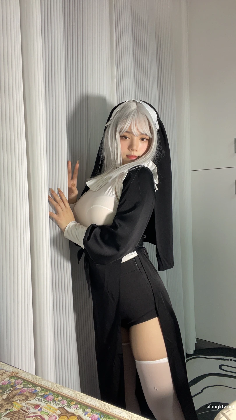 Cong You Bing Er - No.14 Nun (51 photos) - Cong You Bing Er (葱油饼er) - Photo 48 of 51