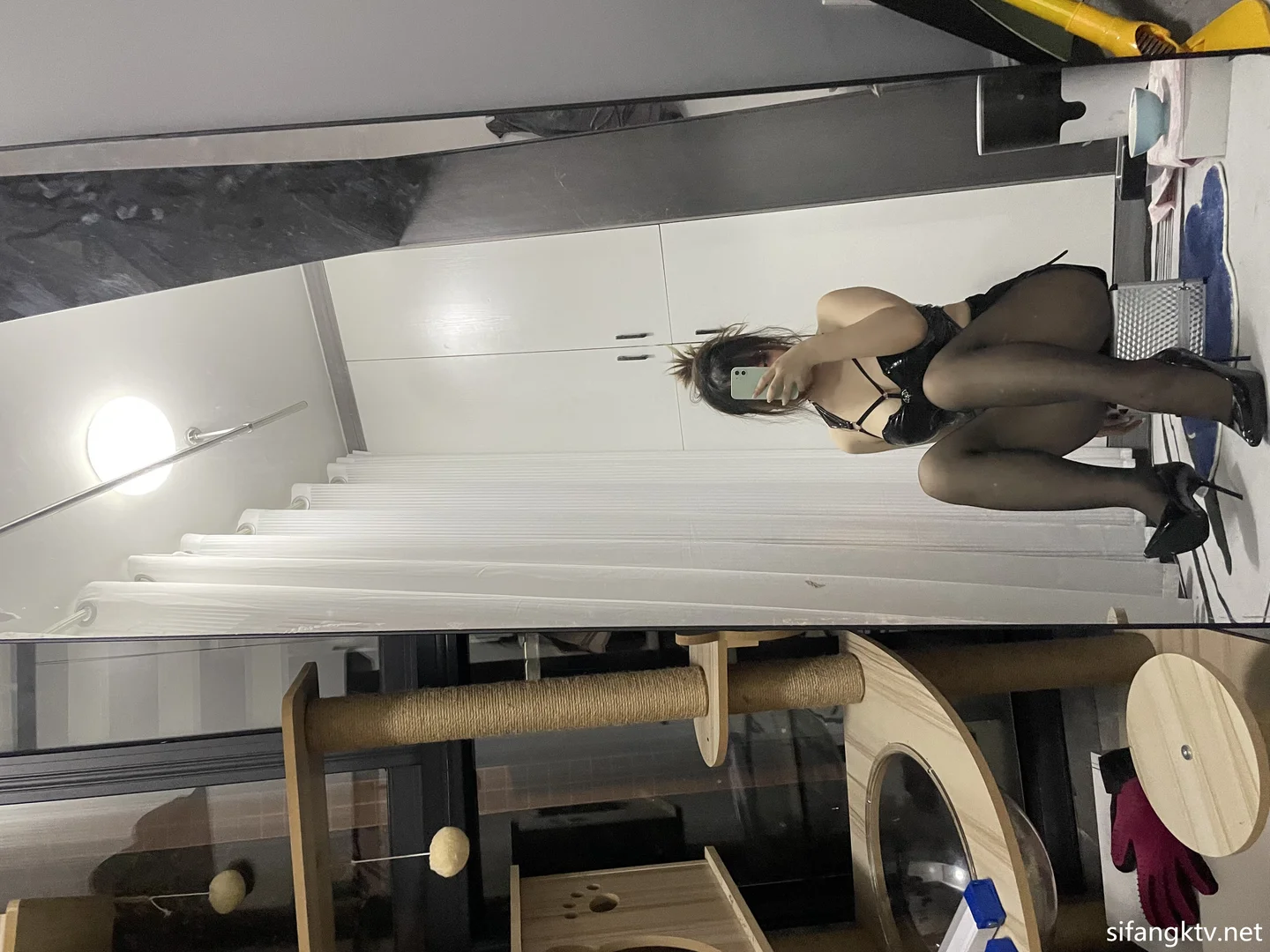 cong-you-bing-er - No.22 Black Stockings & Patent Leather (22 photos) - Cong You Bing Er (葱油饼er) - Photo 4 of 22