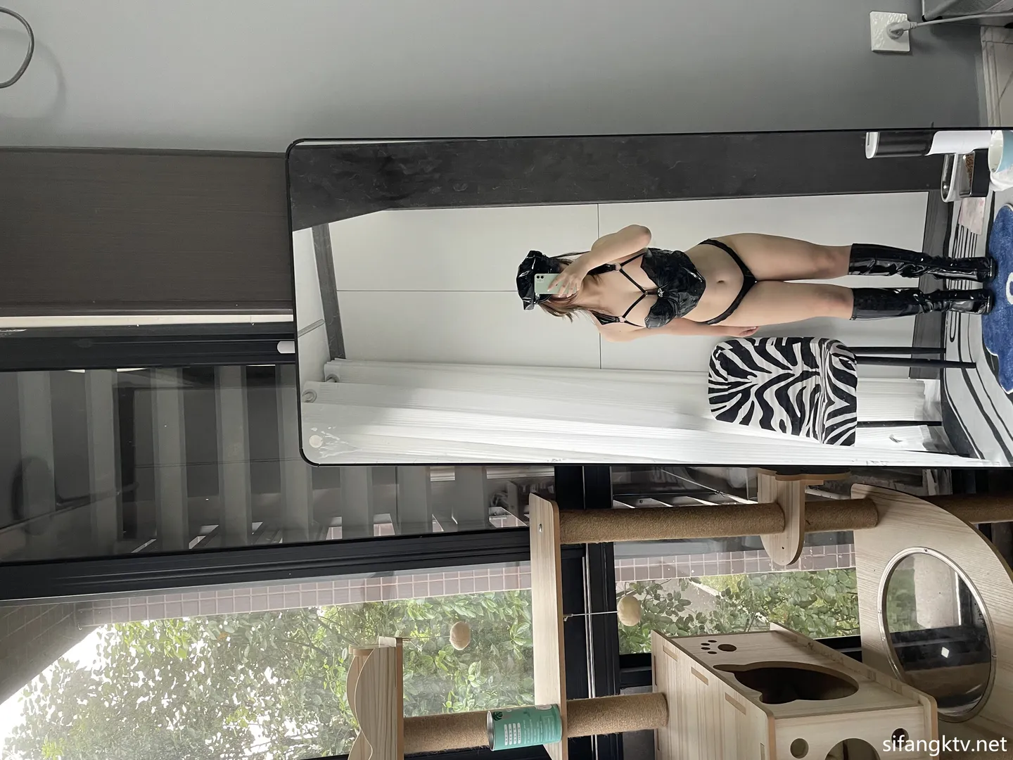 cong-you-bing-er - No.22 Black Stockings & Patent Leather (22 photos) - Cong You Bing Er (葱油饼er) - Photo 13 of 22