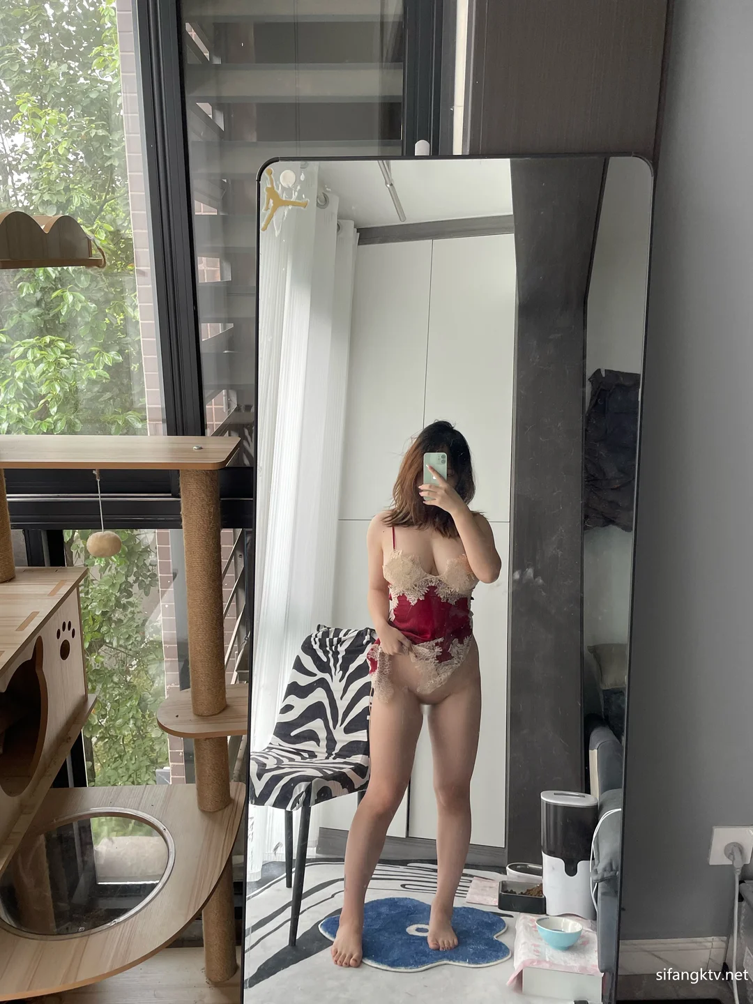 Cong You Bing Er - No.4 Red Sleepwear (11 photos) - Cong You Bing Er (葱油饼er) - Photo 7 of 11