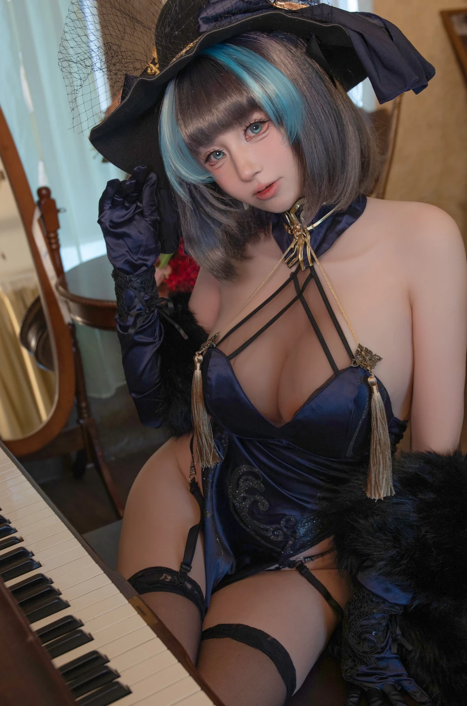 Nishikino Maki - No.045 Shachigun (8 photos) - Xi Yuan Si Nan Ge (西园寺南歌) - Photo 3 of 8