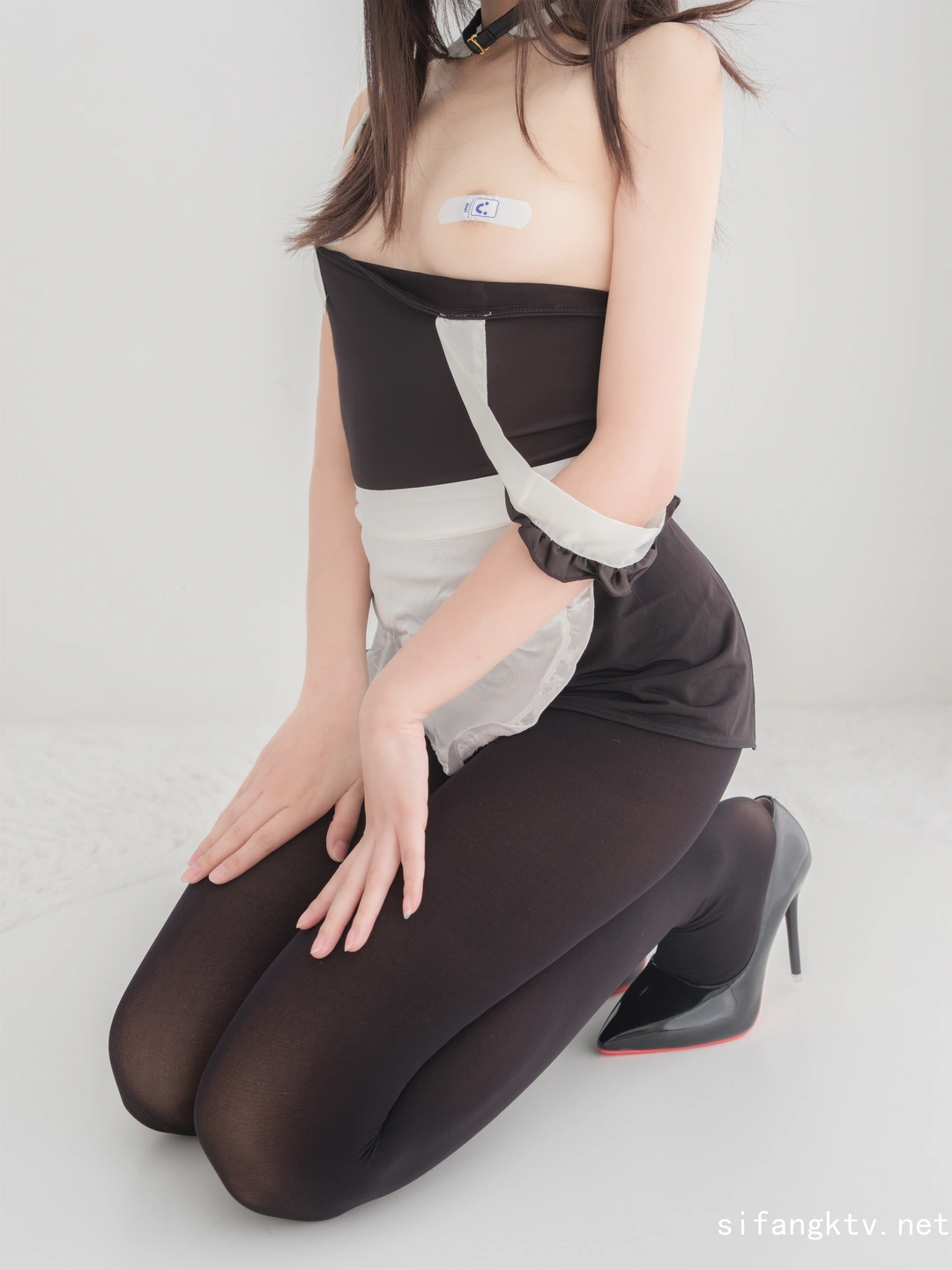 jian-xi-w Inside 19 R17 [86P1V-2.28G] Emergency Project (86 photos) - Jian Xi W (见希w) - Photo 29 of 86