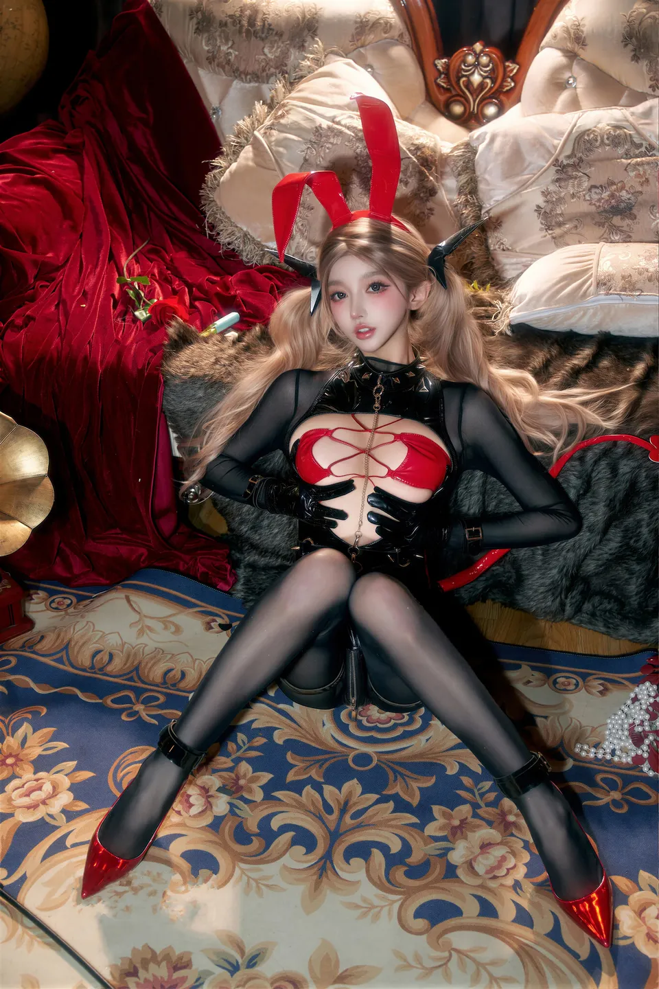 Guo Qi Mixian Xian Miao - No.173 Demon Bunny (24 photos) - Guo Qi Mi Xian Xian Miao (过期米线线喵) - Photo 12 of 24
