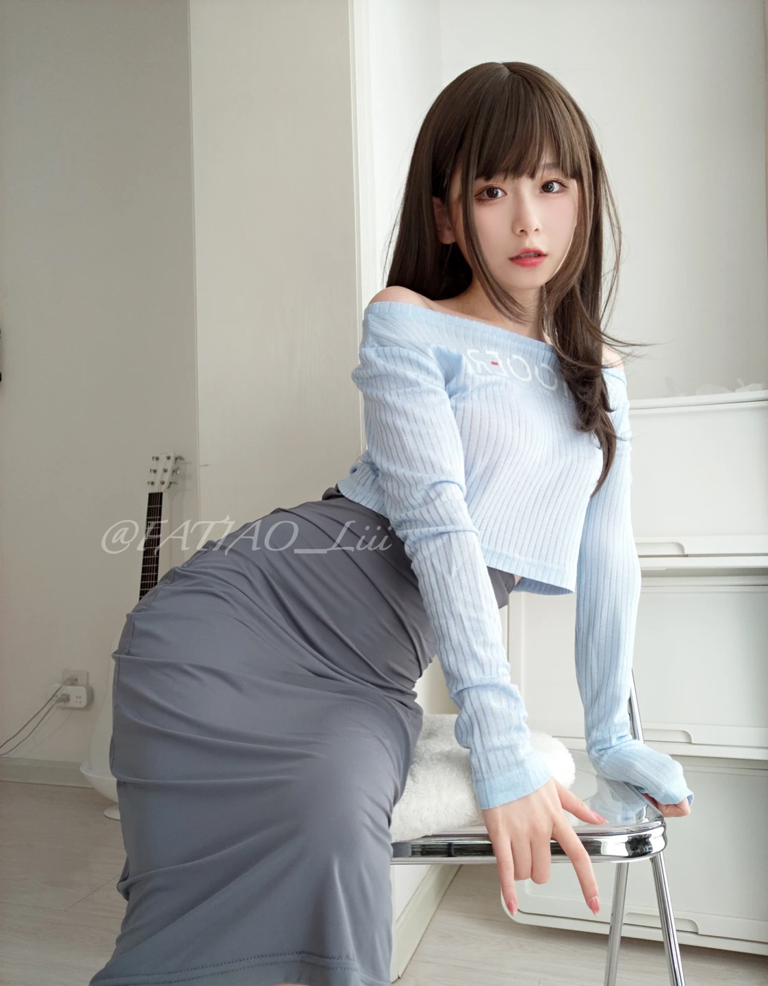 Mysterious Dai Li - NO.004 Guitar Sister (102 photos) - Mi Zhi Ai Li (迷之呆梨) - Photo 3 of 102