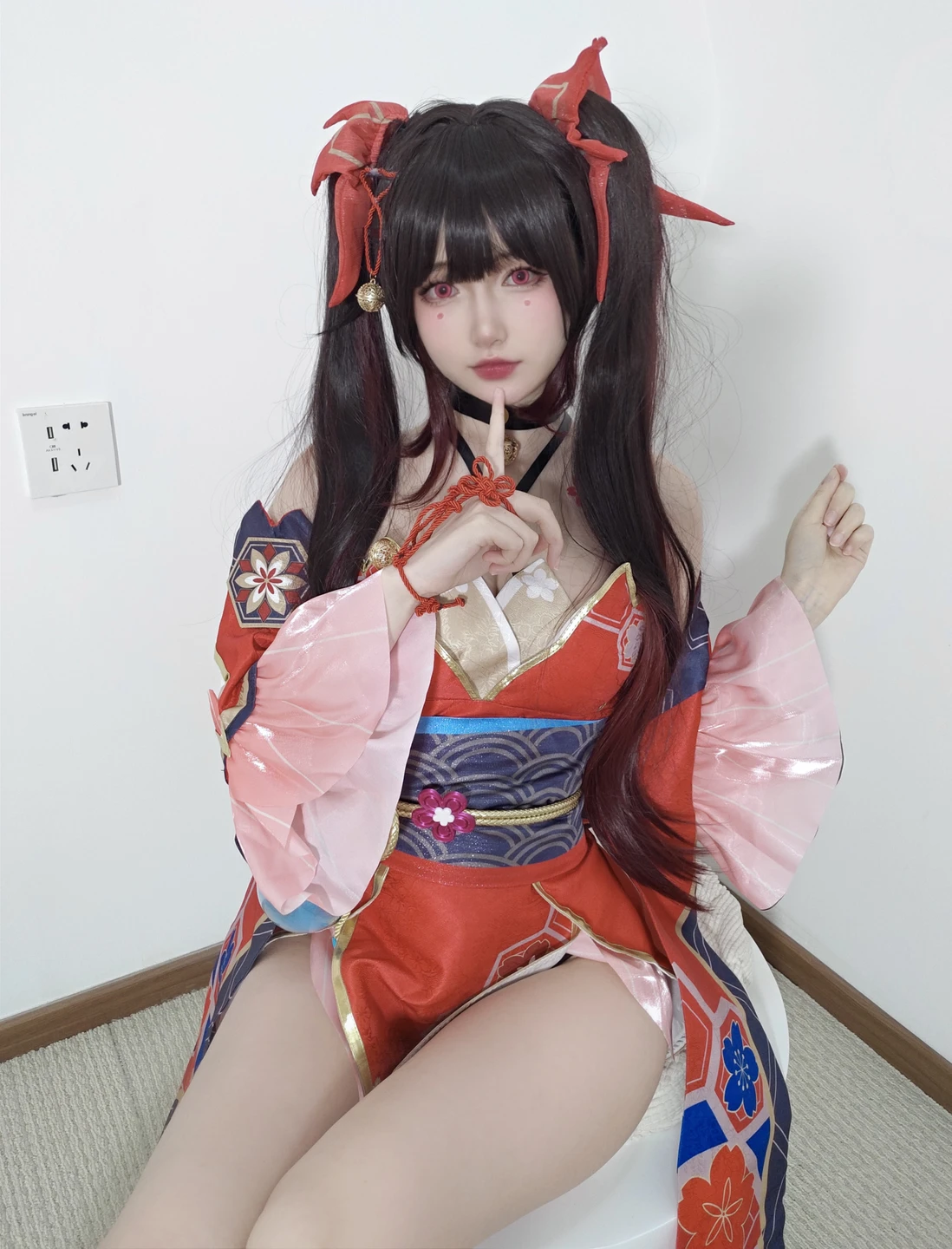 Mysterious Dull Plum – No.057 Fireworks (66 photos) - Mi Zhi Ai Li (迷之呆梨) - Photo 1 of 66