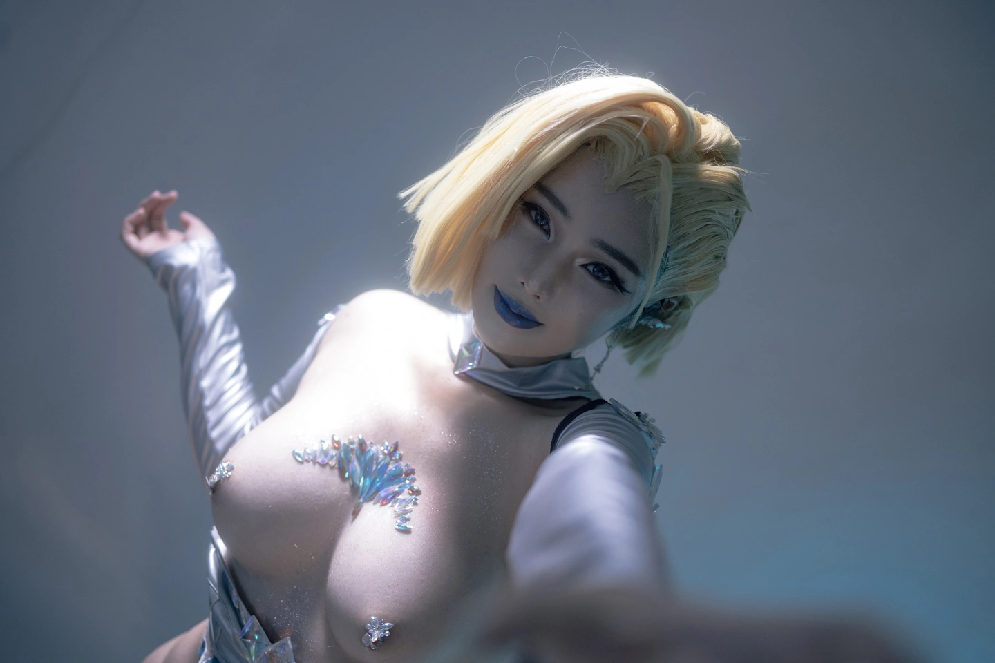 Titanium Alloy TiTi - White Queen (73 photos) - Tai He Jin Titi (钛合金TiTi) - Photo 43 of 73