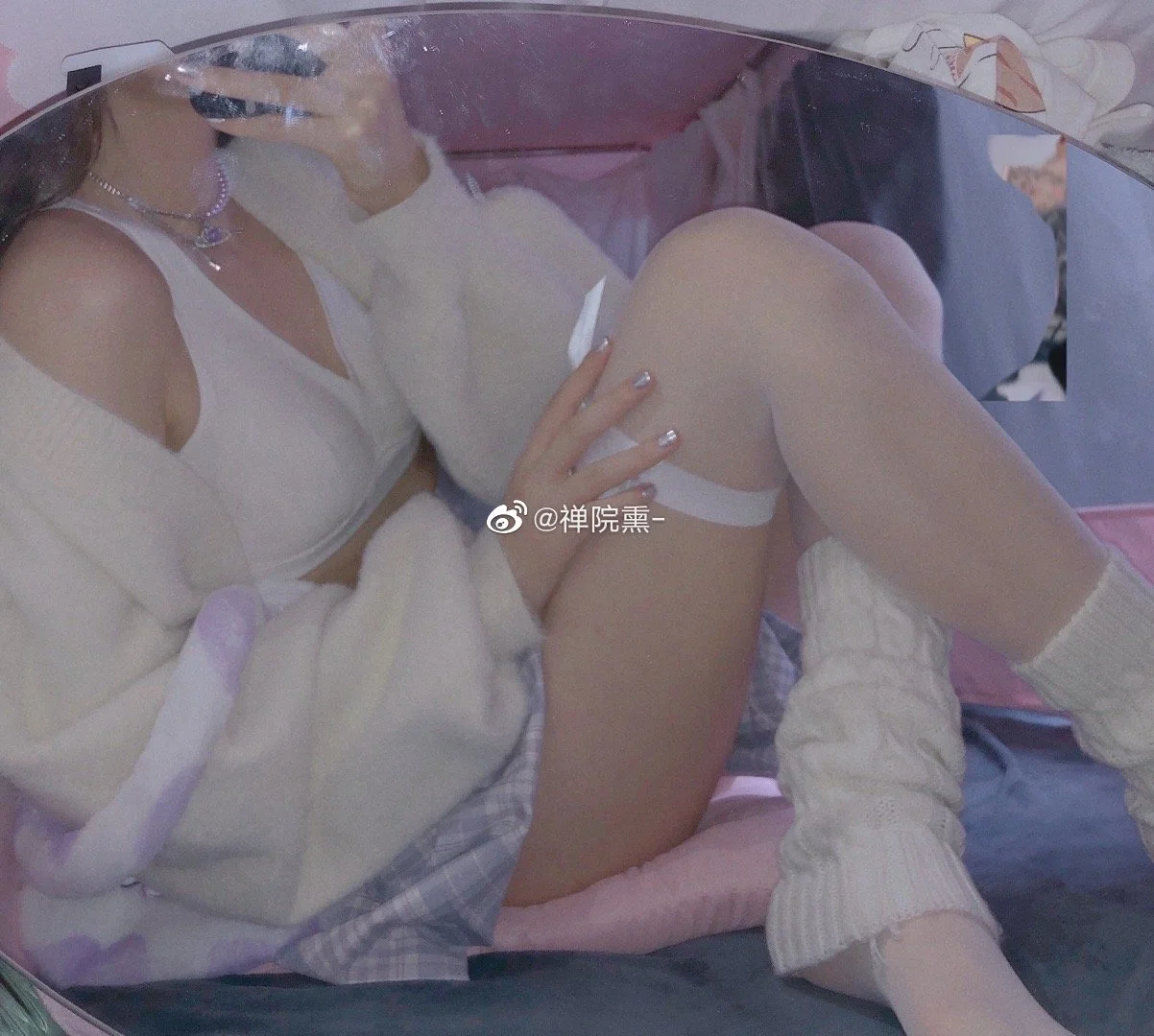 000 02 Shan-yuan-xun (Xun-zi) - Early Weibo (786 photos) - Shan Yuan Xun (禅院熏) - Xun Zi (熏仔) - Photo 1 of 786