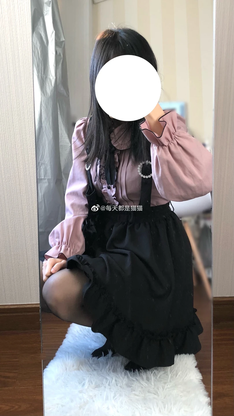 000 02 Shan-yuan-xun (Xun-zi) - Early Weibo (786 photos) - Shan Yuan Xun (禅院熏) - Xun Zi (熏仔) - Photo 3 of 786