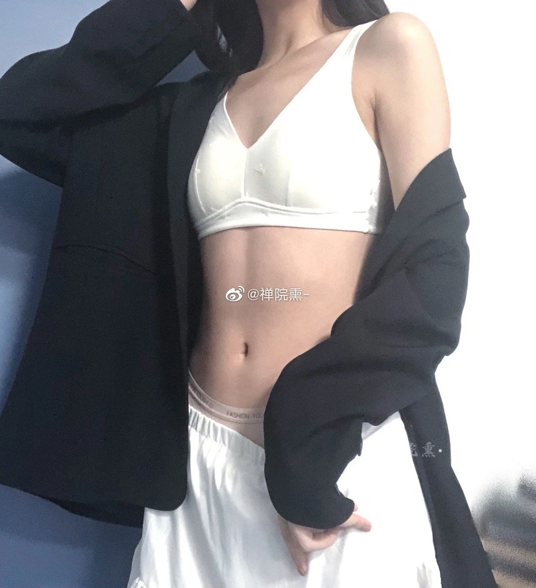 000 02 Shan-yuan-xun (Xun-zi) - Early Weibo (786 photos) - Shan Yuan Xun (禅院熏) - Xun Zi (熏仔) - Photo 57 of 786