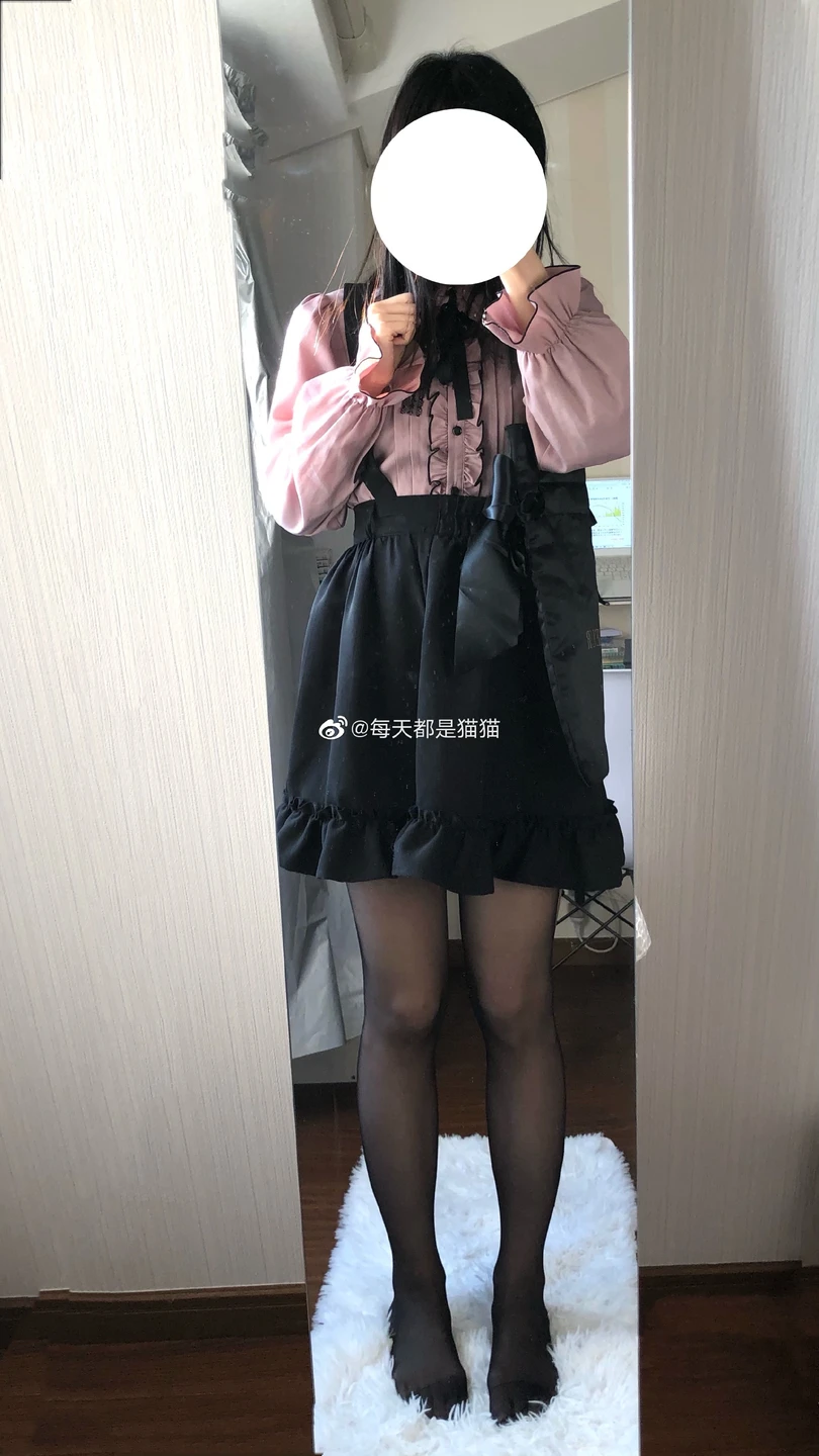 000 02 Shan-yuan-xun (Xun-zi) - Early Weibo (786 photos) - Shan Yuan Xun (禅院熏) - Xun Zi (熏仔) - Photo 469 of 786