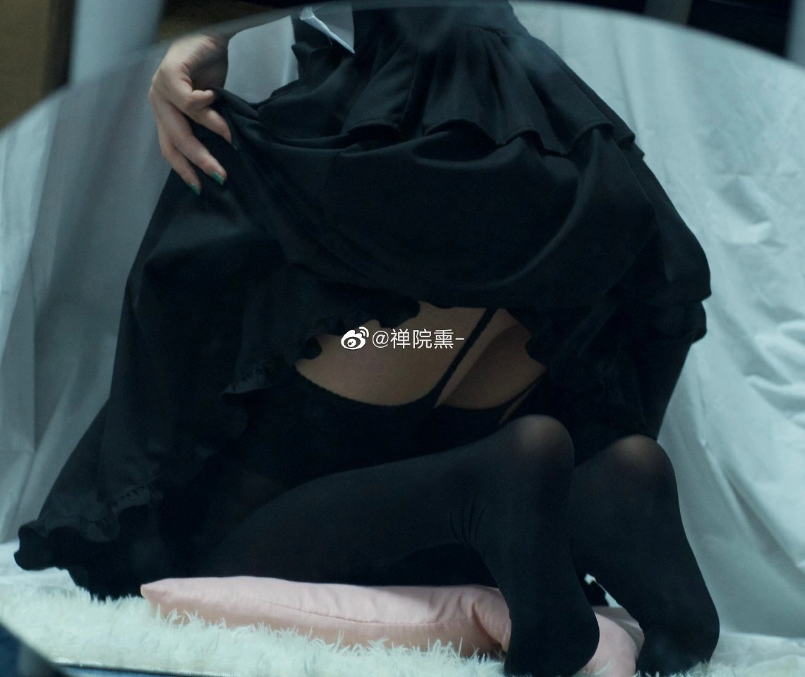 000 02 Shan-yuan-xun (Xun-zi) - Early Weibo (786 photos) - Shan Yuan Xun (禅院熏) - Xun Zi (熏仔) - Photo 601 of 786