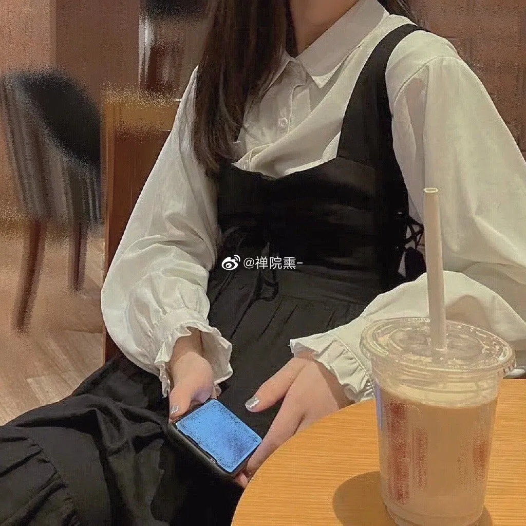 000 02 Shan-yuan-xun (Xun-zi) - Early Weibo (786 photos) - Shan Yuan Xun (禅院熏) - Xun Zi (熏仔) - Photo 643 of 786