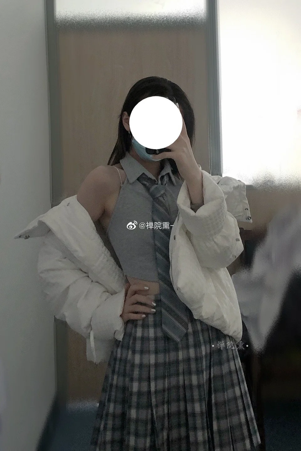 000 02 Shan-yuan-xun (Xun-zi) - Early Weibo (786 photos) - Shan Yuan Xun (禅院熏) - Xun Zi (熏仔) - Photo 658 of 786