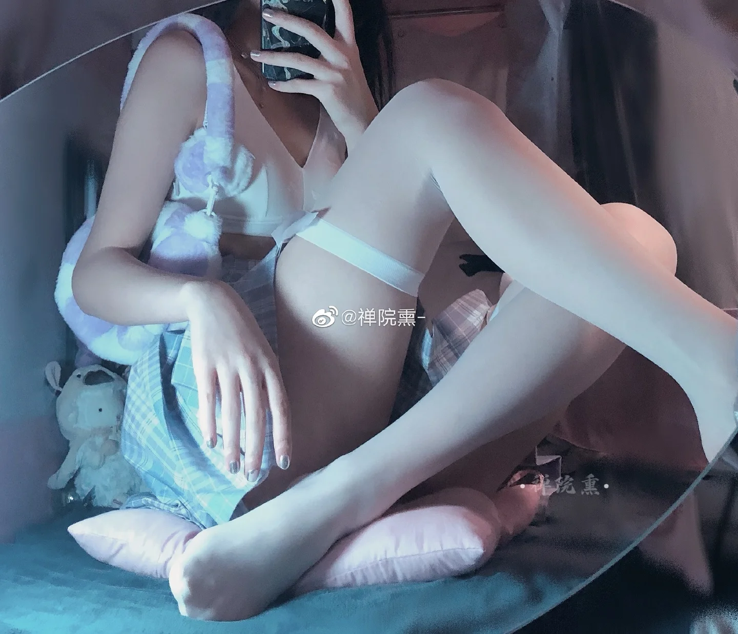 000 02 Shan-yuan-xun (Xun-zi) - Early Weibo (786 photos) - Shan Yuan Xun (禅院熏) - Xun Zi (熏仔) - Photo 686 of 786