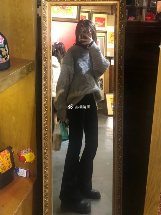 000 02 Shan-yuan-xun (Xun-zi) - Early Weibo (786 photos) - Shan Yuan Xun (禅院熏) - Xun Zi (熏仔) - Photo 728 of 786