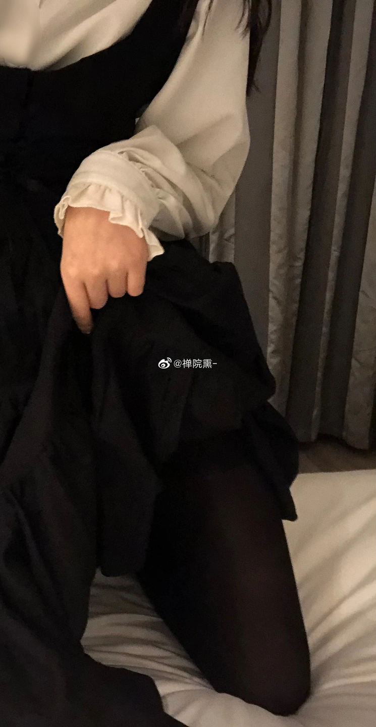 000 02 Shan-yuan-xun (Xun-zi) - Early Weibo (786 photos) - Shan Yuan Xun (禅院熏) - Xun Zi (熏仔) - Photo 751 of 786