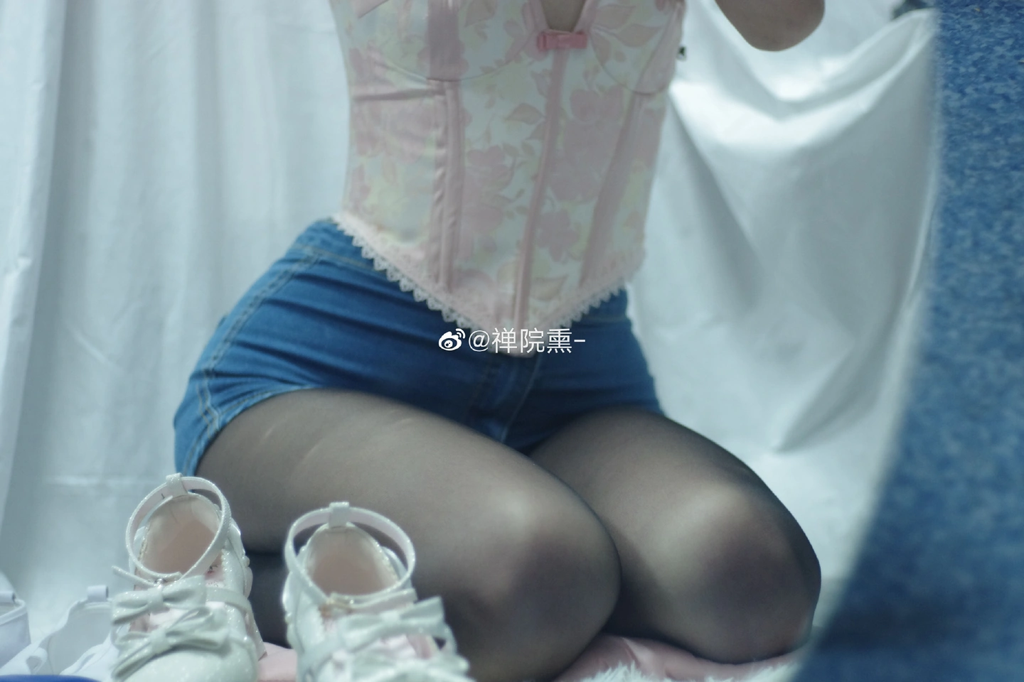 000 04 Shan Yuan Xun Xun Zi Early Weibo Miscellaneous Photos 1138P 4V 863 70 MB (536 photos) - Shan Yuan Xun (禅院熏) - Xun Zi (熏仔) - Photo 534 of 536
