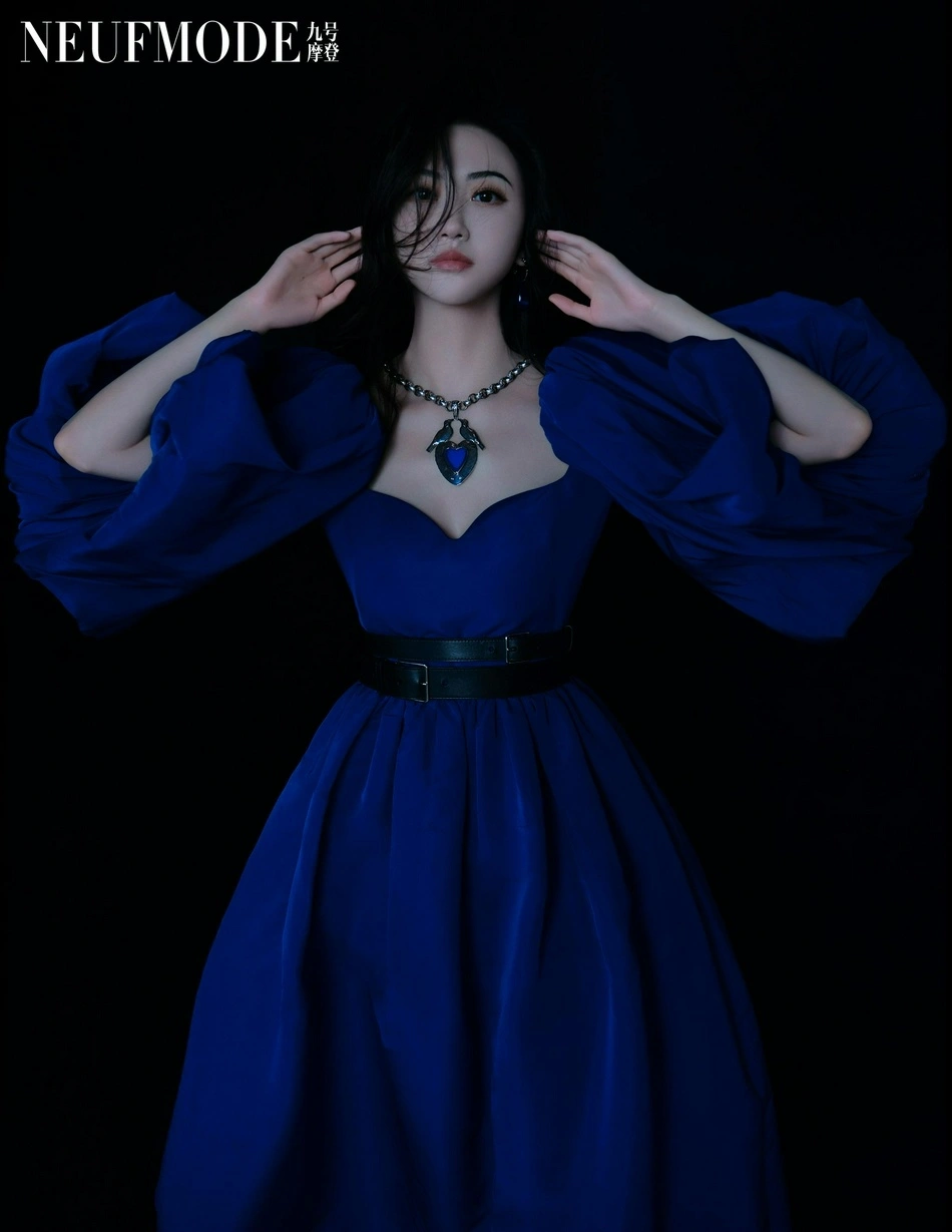 [gravure] Jing Tian - Photo Collection Set 01 (18 photos) - 02 Xie Zhen Ji Tao Tu (02-写真集套图) - Photo 3 of 18