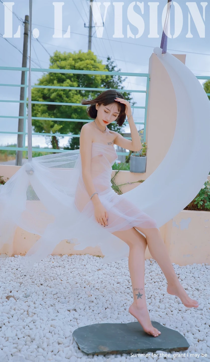 Photo 710