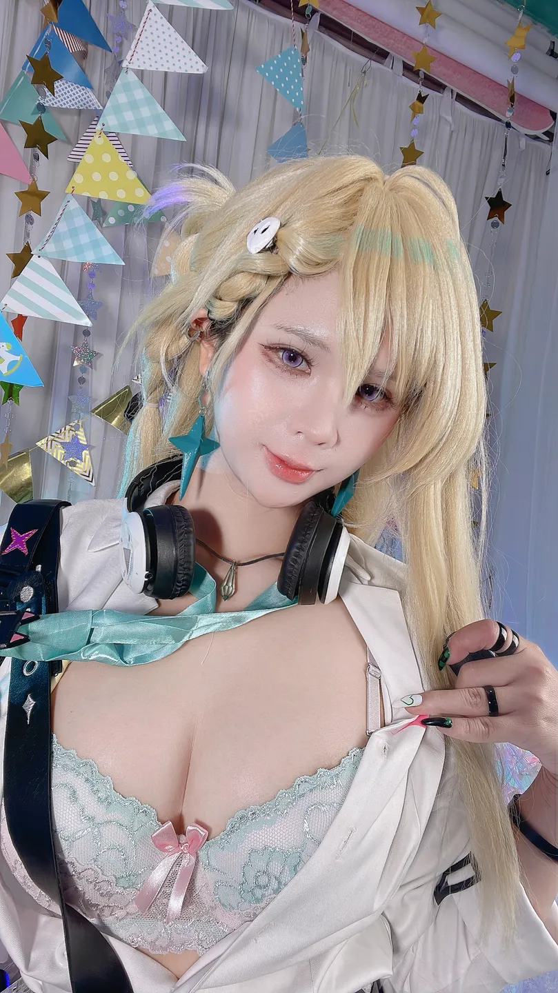 Pyon Lay - No.036 Lynae - Wuthering Waves [98P, (98 photos) - Pyon_lay (Pyon_Lay) - Photo 53 of 98