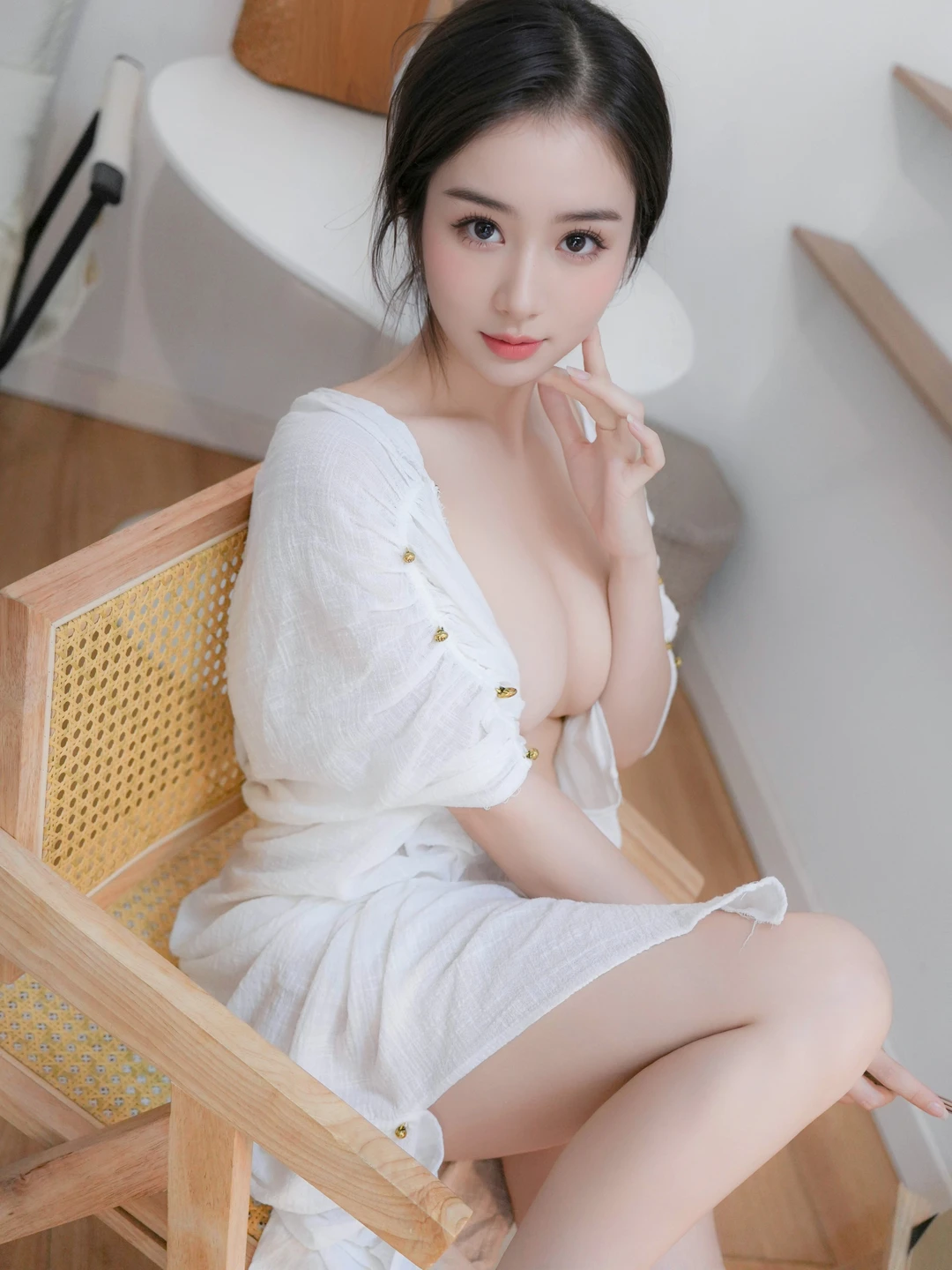 XR Uncensored Kan Zhi in White Long Dress Painter XiuRen Showgirl 10603 Private Purchase Shoot 2025 07 31 (85 photos) - Xr_uncensored (XR_Uncensored) - Photo 30 of 85
