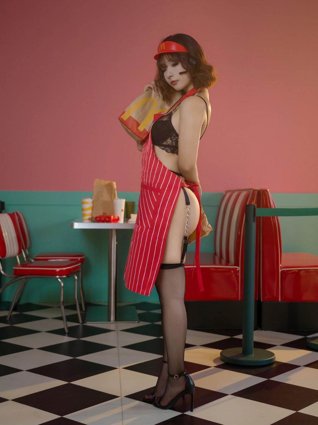 yuuhui玉汇 – No.035 McDonald's Female Waitress [149P / (149 photos) - Yuuhuiyu Hui (yuuhui玉汇) - Photo 4 of 149