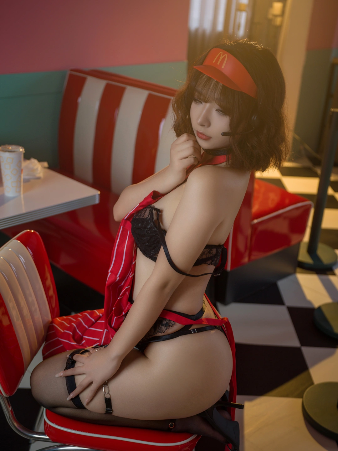 yuuhui玉汇 – No.035 McDonald's Female Waitress [149P / (149 photos) - Yuuhuiyu Hui (yuuhui玉汇) - Photo 68 of 149