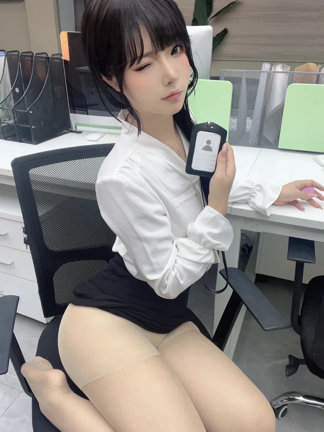 yuuhui – NO.082 [Patreon] Thoughtful Secretary [37P-216.4M] (37 photos) - Yuuhuiyu Hui (yuuhui玉汇) - Photo 21 of 37
