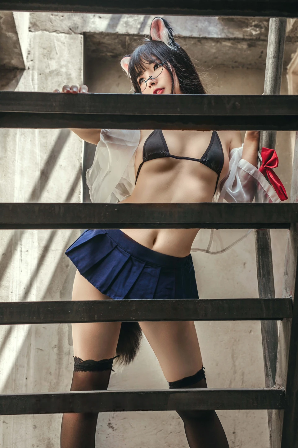 yuuhui玉汇 – NO.096 Rooftop Cat Girls + Black Dog Robot Girlfriend [32P-151.6M] (32 photos) - Yuuhuiyu Hui (yuuhui玉汇) - Photo 1 of 32